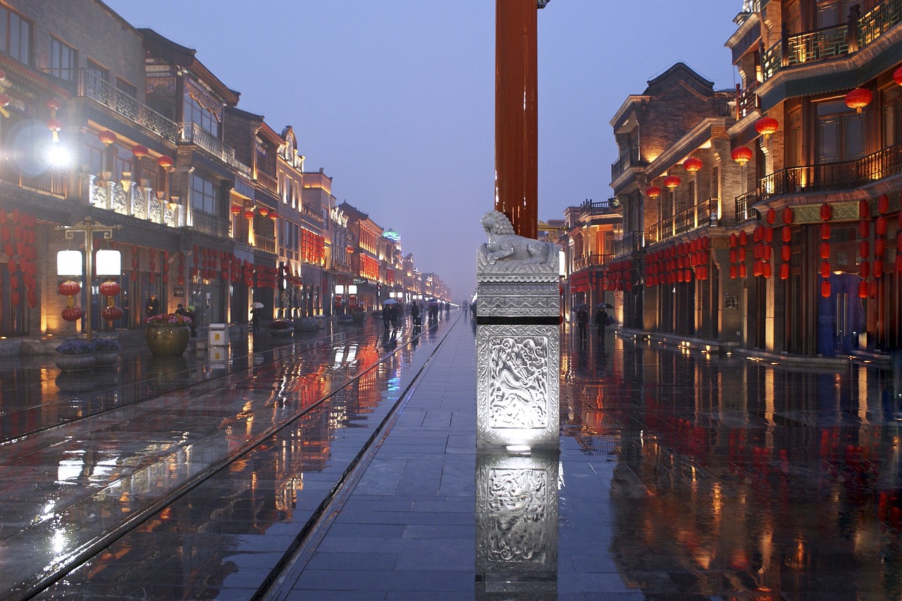 北京暴雨来袭，城市应对挑战与反思